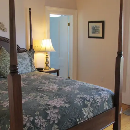 Louisbourg Heritage House-3